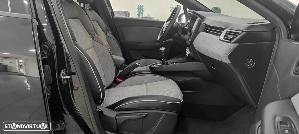 Renault Clio 1.0 TCe Techno - 23