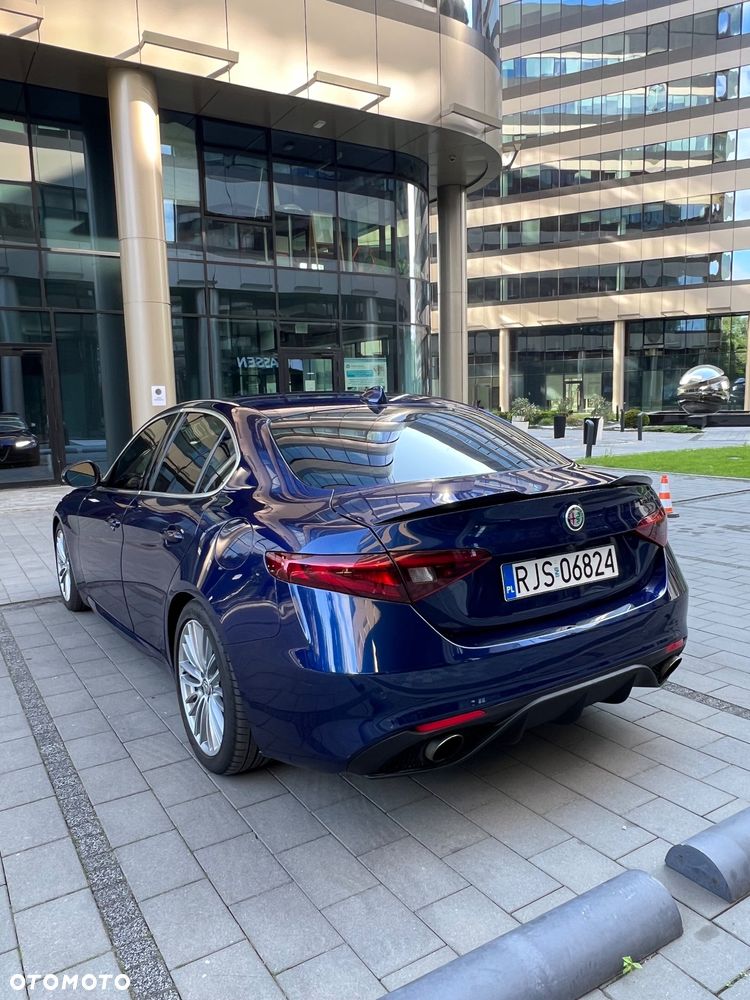 Alfa Romeo Giulia - 12