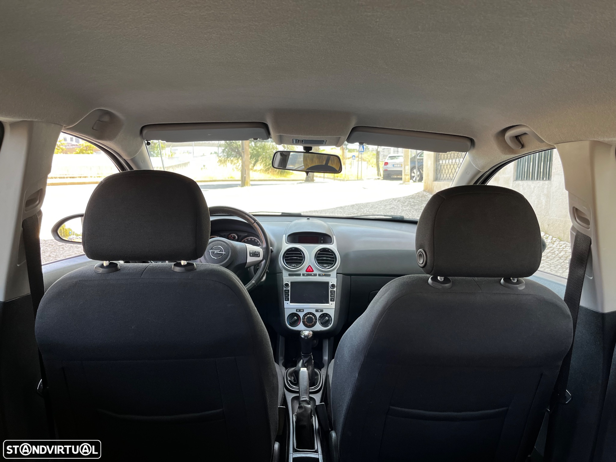 Opel Corsa 1.3 CDTi Enjoy EcoFLEX - 9