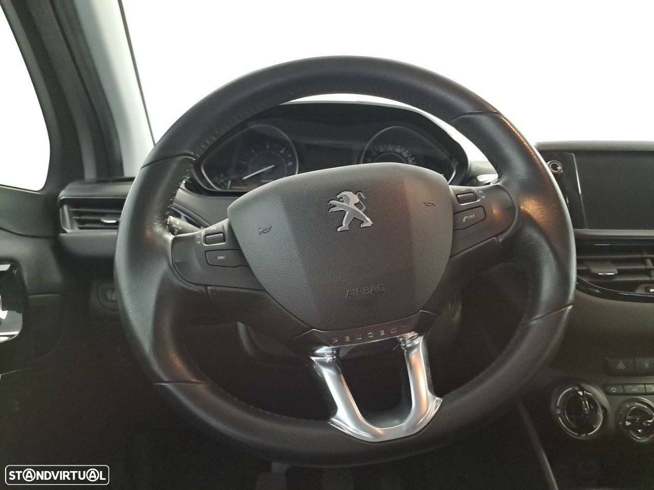 Peugeot 208 1.5 BlueHDi Signature - 12