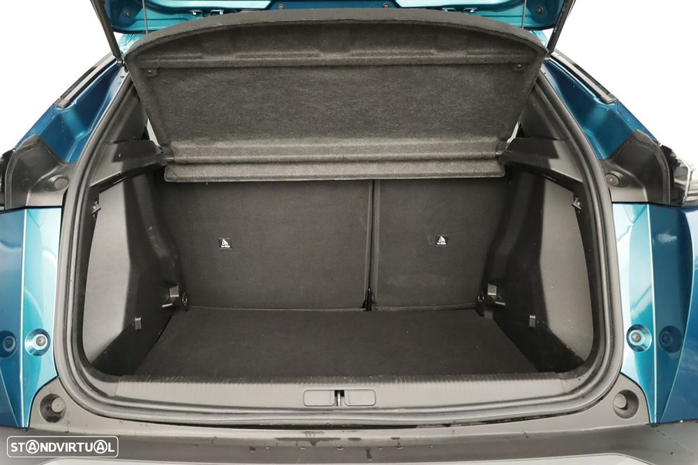 Peugeot 2008 1.2 Allure - 23