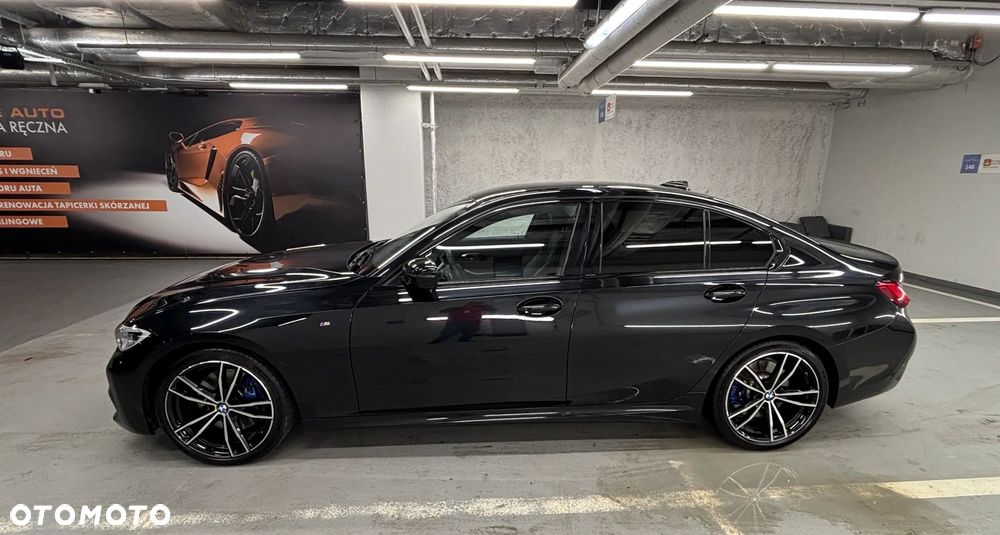 BMW 330I 2019 photo 3
