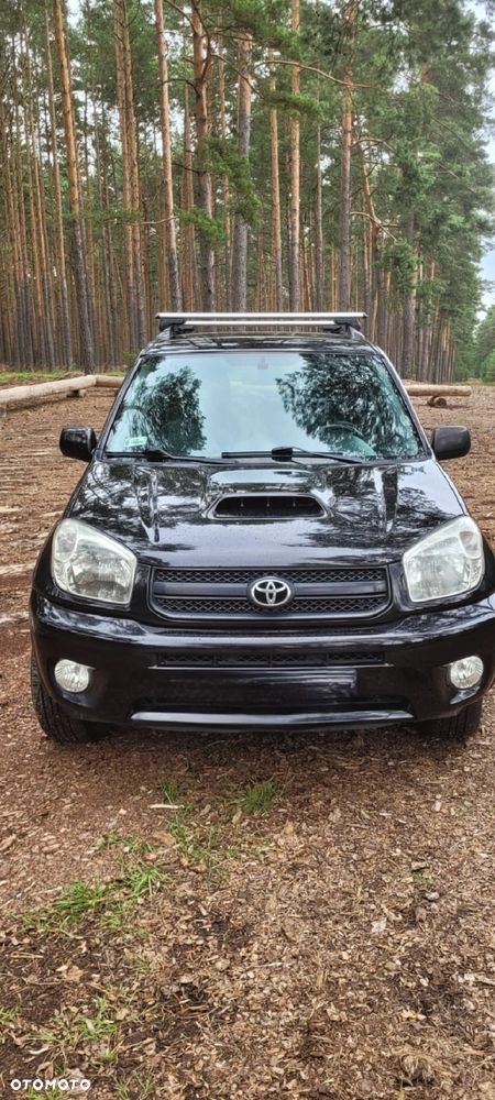 Toyota RAV4 - 1