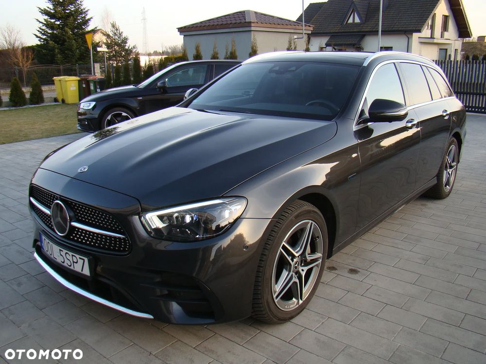 Mercedes-Benz Klasa E 300 de 9G-TRONIC AMG Line - 4