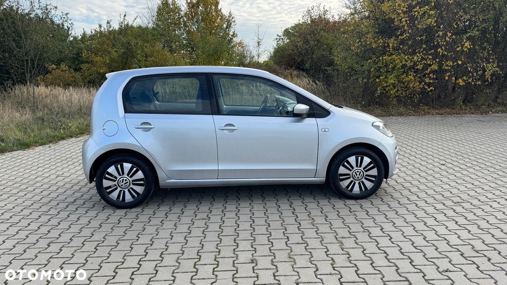 Volkswagen up! - 6