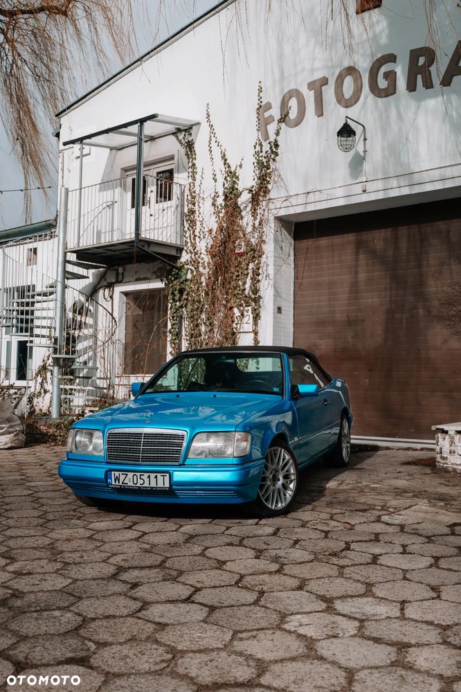 Mercedes-Benz Klasa E 200 - 11