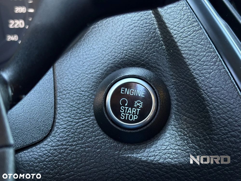 Ford Focus 1.0 EcoBoost Titanium - 25