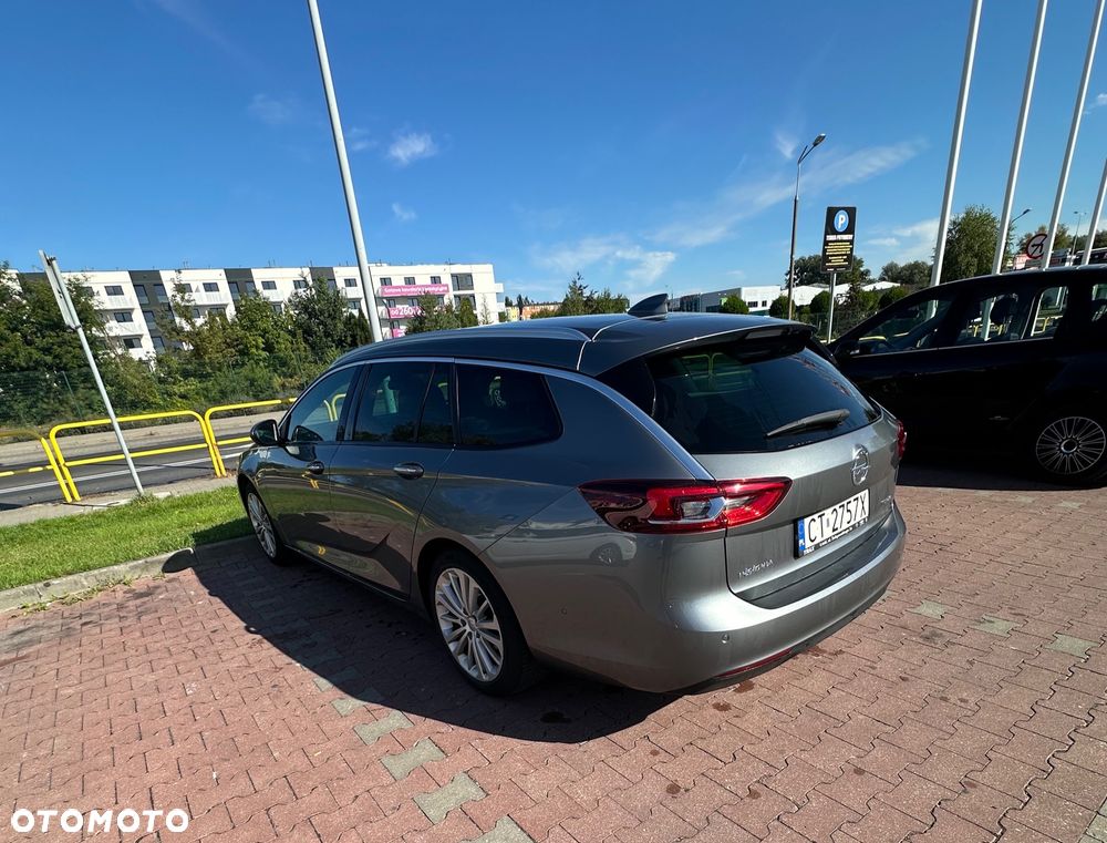 Opel Insignia 1.5 T Elite S&S - 9