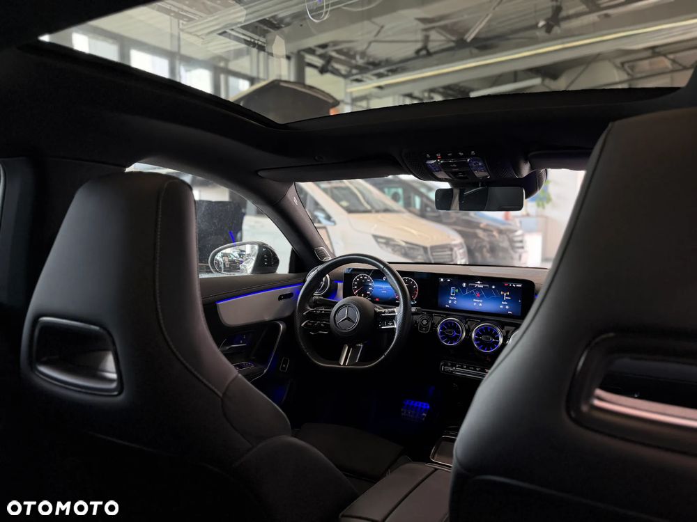 Mercedes-Benz CLA 200 Edition 1 7G-DCT - 5