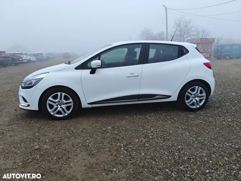 Renault Clio Energy dCi 90 Start & Stop Limited - 17