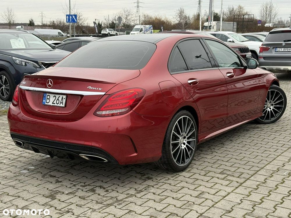 Mercedes-Benz Klasa C 300 7G-TRONIC AMG Line - 3