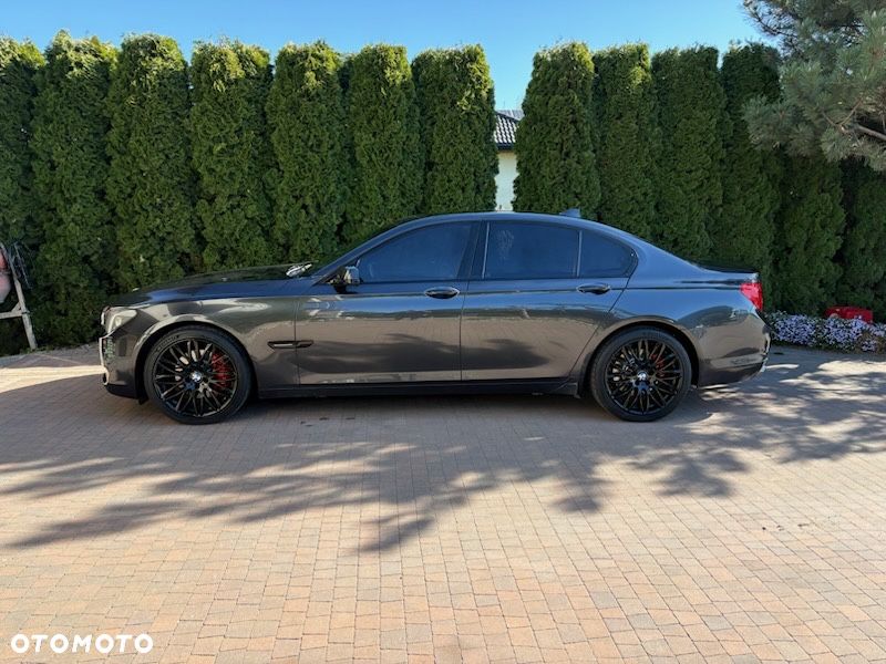 BMW Seria 7 - 2