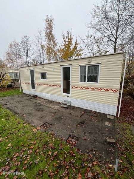 Casa modelar para alugar o (comprar) - Grande imagem: 2/12