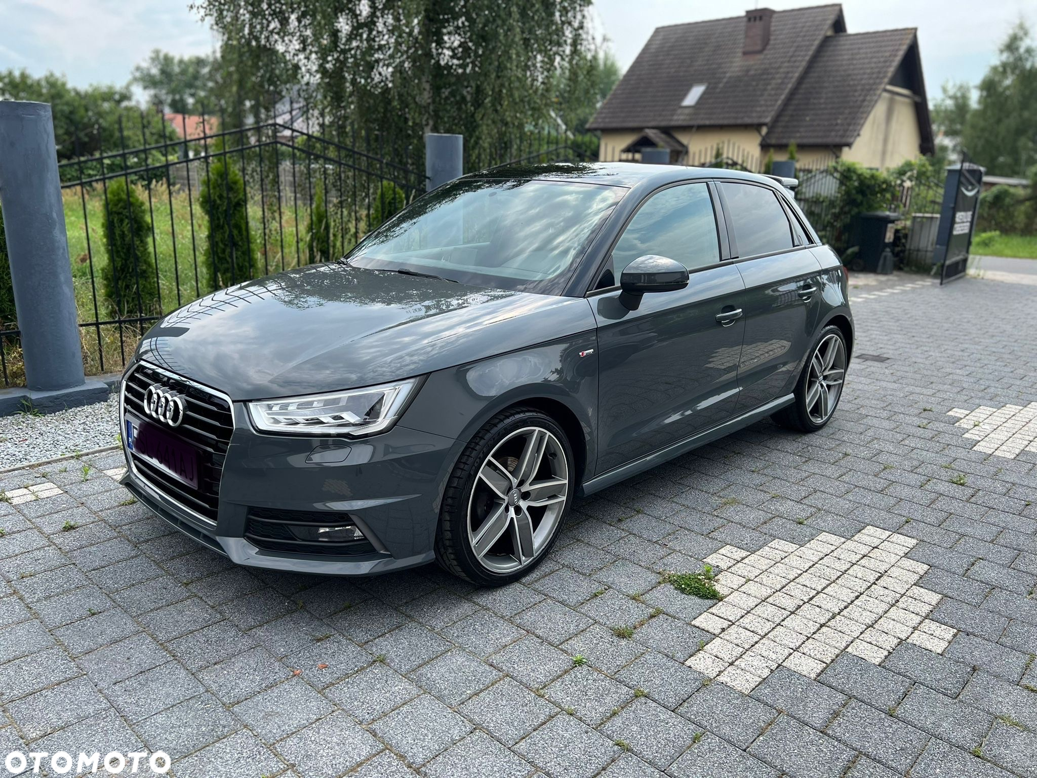 Audi A1 1.0 TFSI ultra Design - 2