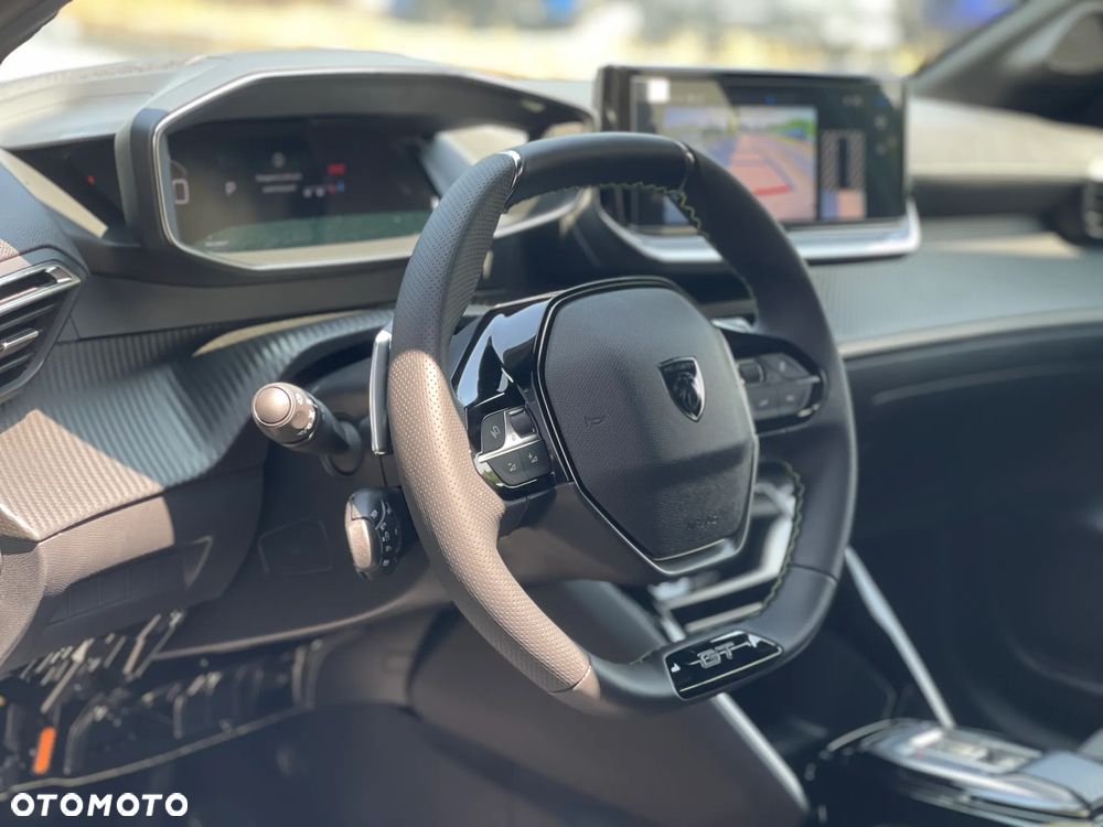 Peugeot 208 1.2 mHEV GT - 9