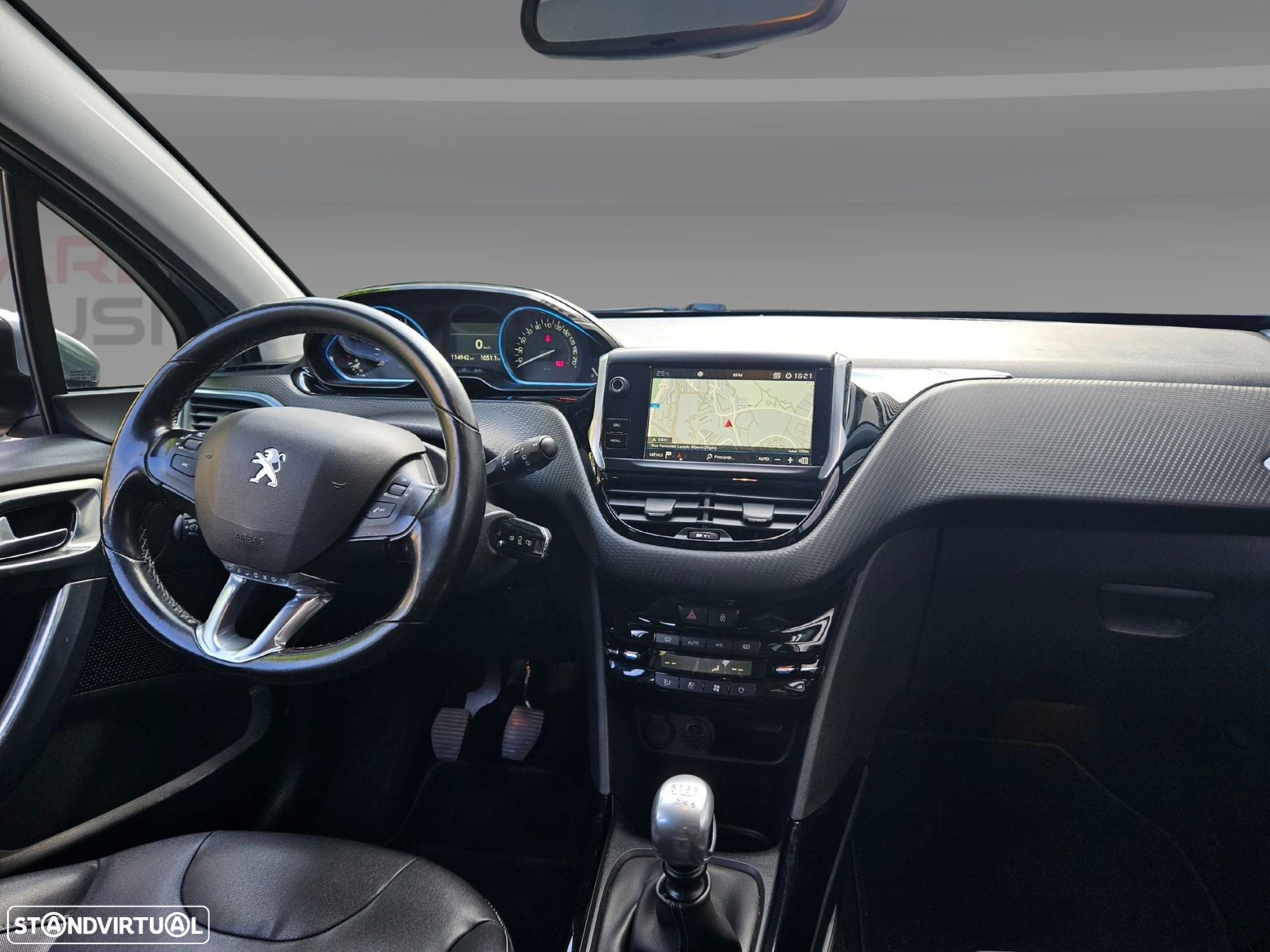 Peugeot 2008 1.6 BlueHDi Allure - 17