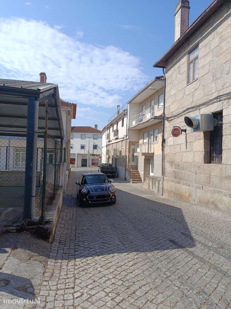 Moradia T3 em Alfândega da Fé, Bragança - Grande imagem: 4/49