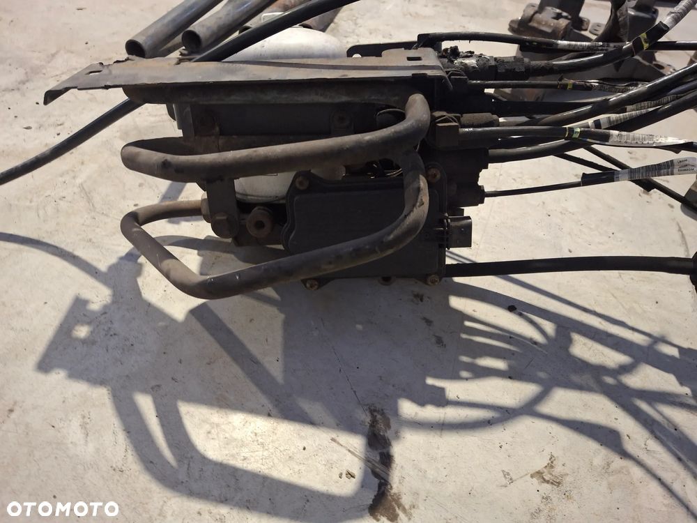 APM OSZUCZAC POWIETRZA WRAZ ZAWOREM CZTERODROŻNYM DAF CF 400 XF106 EURO 6 - 4