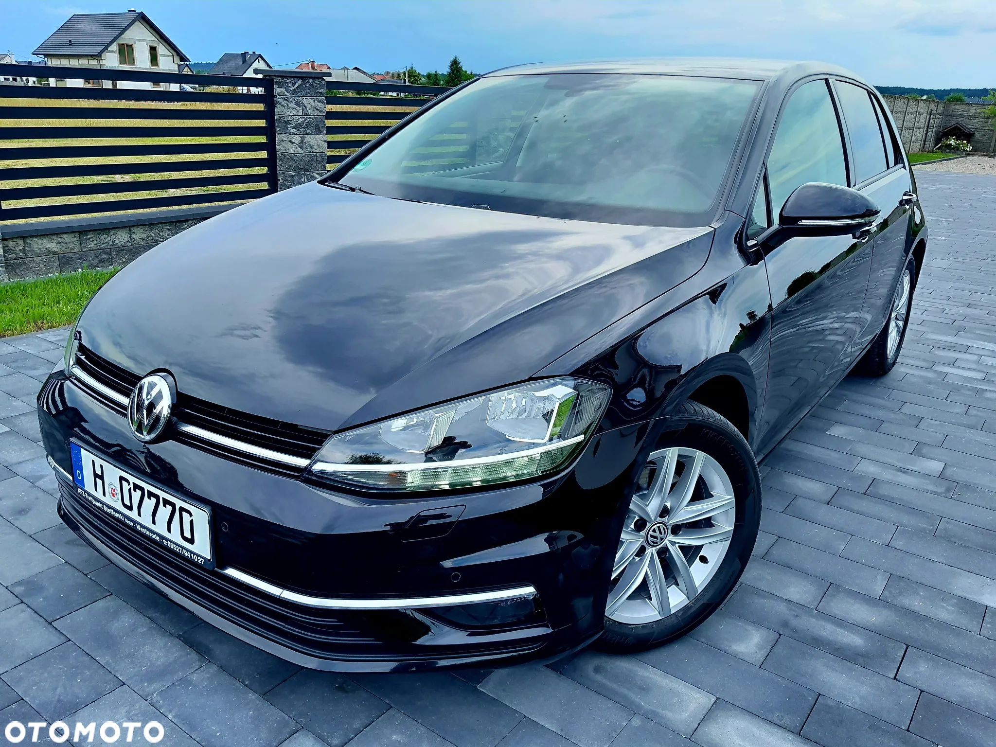 Volkswagen Golf 2.0 BlueTDI DSG Highline - 1