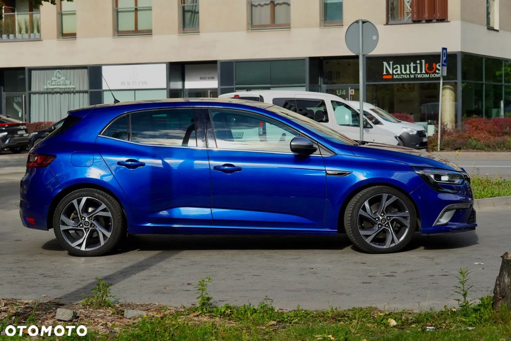 Renault Megane 1.6 TCe GT EDC - 6
