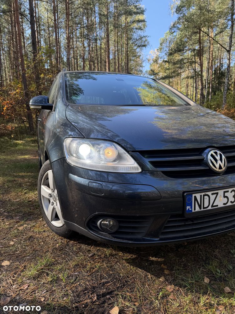 Volkswagen Golf Plus - 1