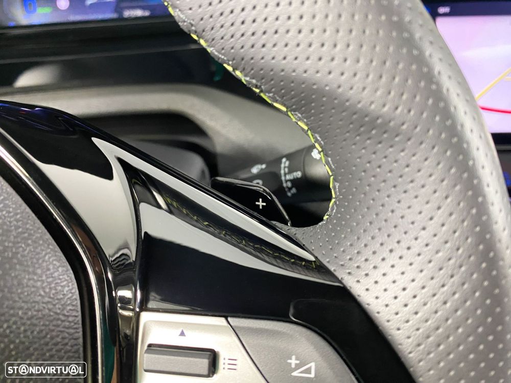 Peugeot 408 1.6 Hybrid GT e-EAT8 - 12