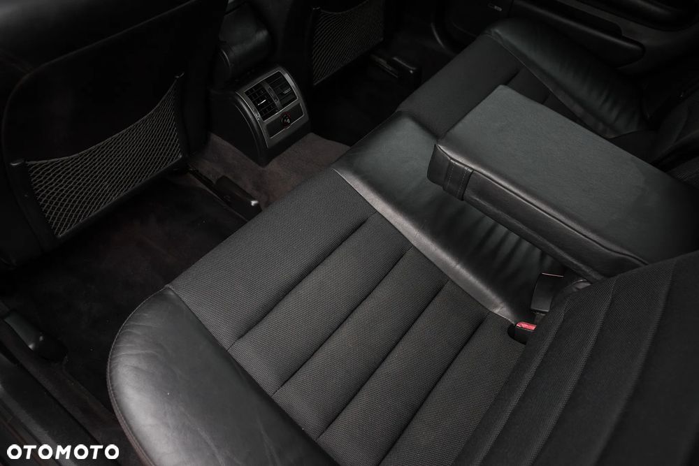 Audi A6 Avant - 24