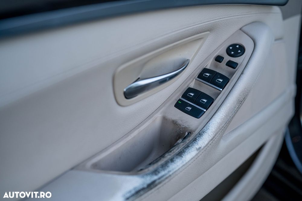 BMW Seria 5 520d - 19