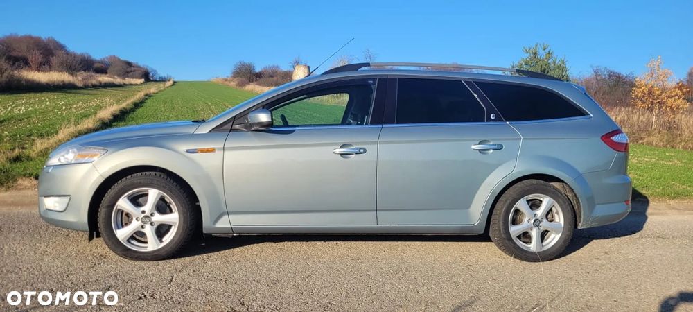 Ford Mondeo 2.0 Ghia - 4