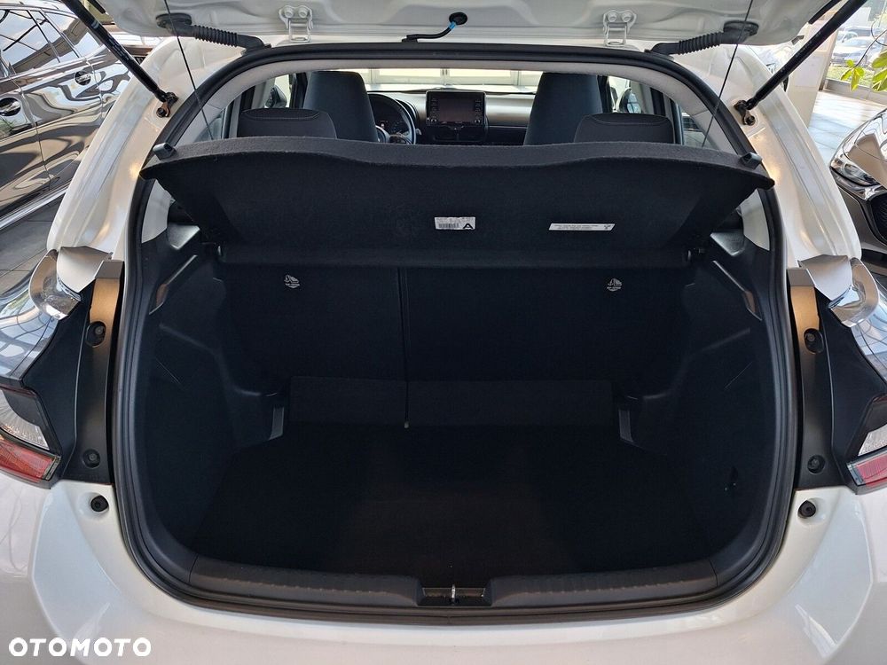 Toyota Yaris 1.5 Comfort CVT - 14