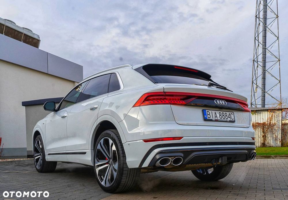 Audi Q8 SUV TFSI quattro 250 kW tiptronic S line business - 32