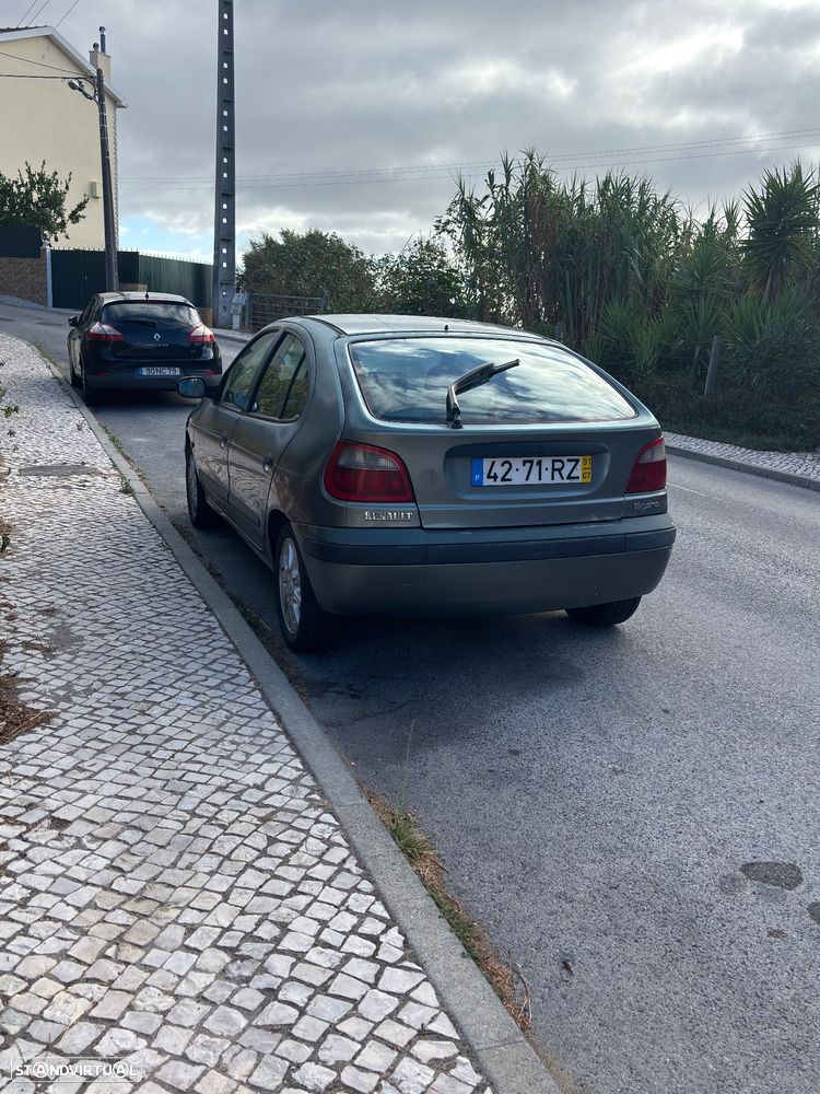 Renault Mégane 1.4 16V Dynamique - 3