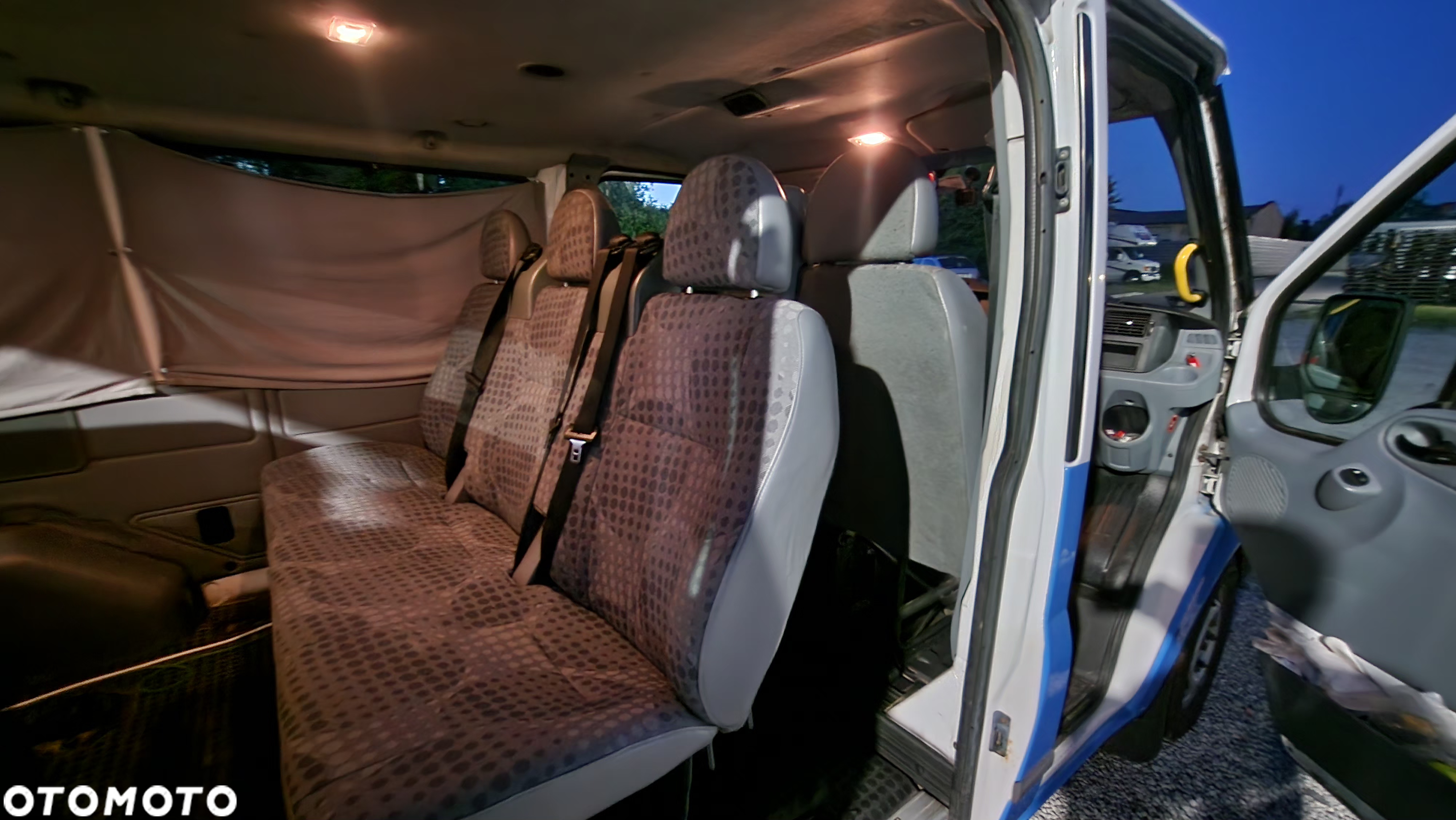 Ford Transit 350 L5 RWD Trend - 13