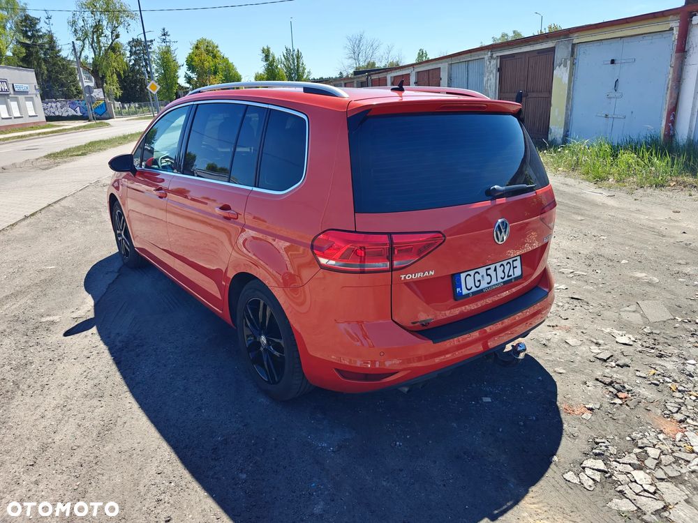 Volkswagen Touran 2.0 TDI BMT Highline - 7