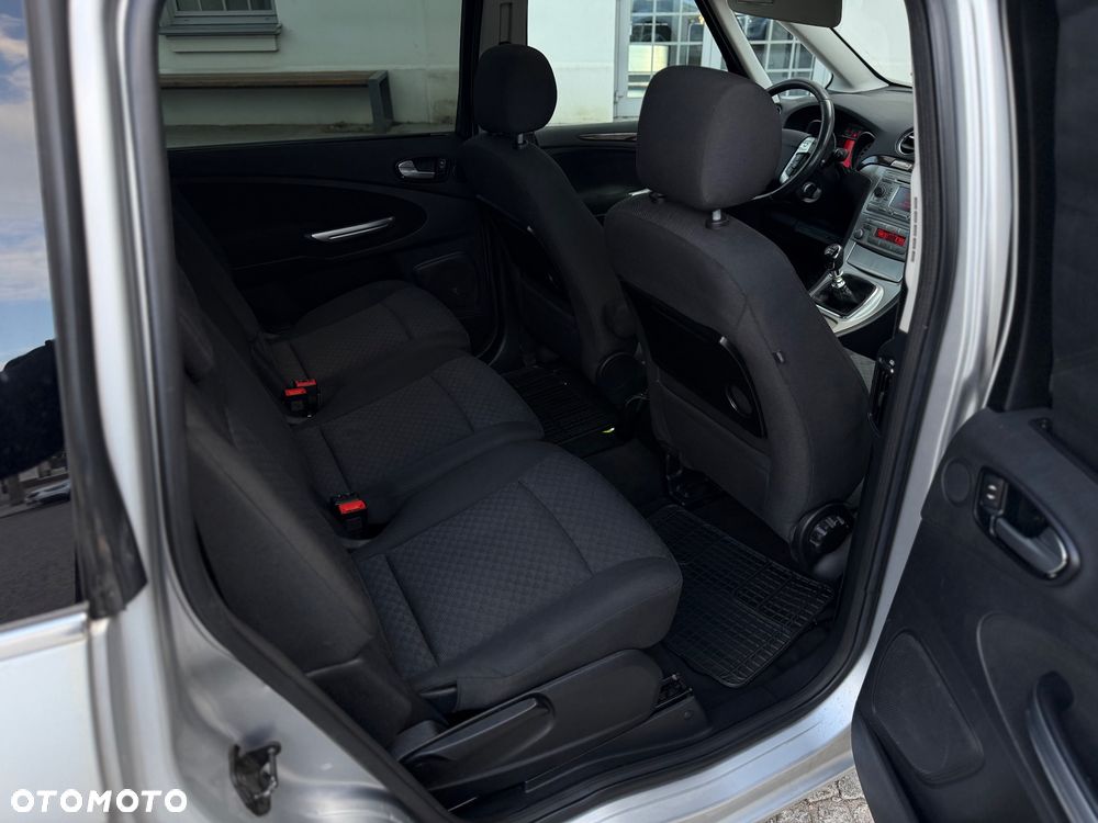 Ford Galaxy 2.0 TDCi Titanium - 15