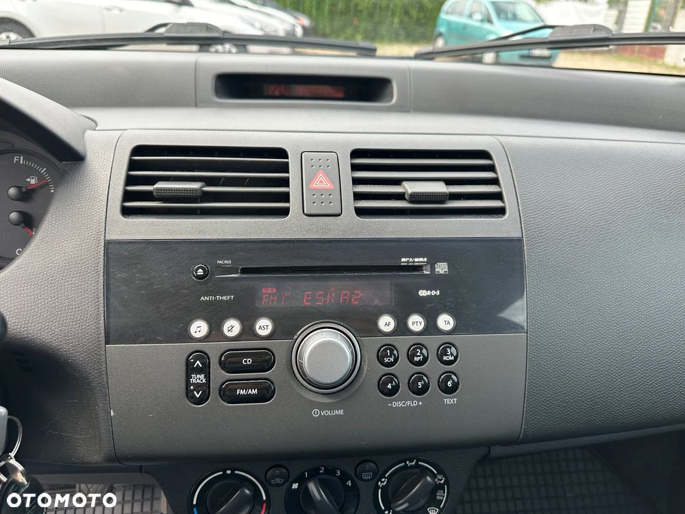 Suzuki Swift - 17