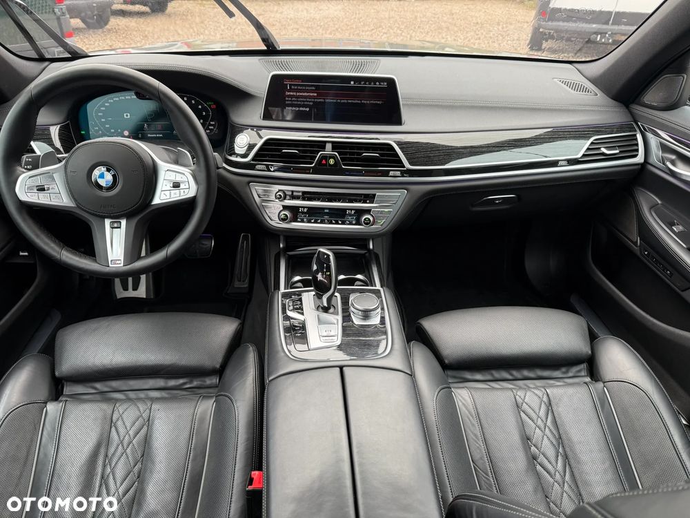BMW Seria 7 - 8