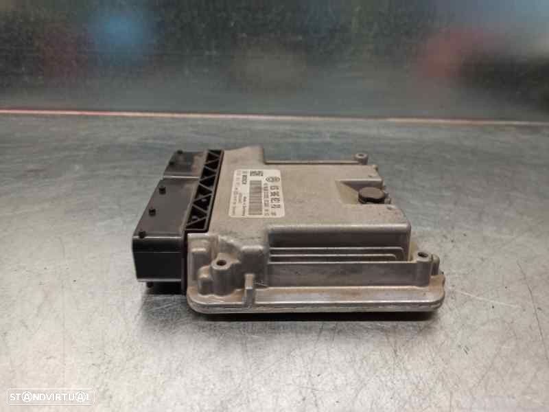 CENTRALINA MOTOR UCE VOLKSWAGEN CADDY III FURGÃO 2010 -03G906021PD - 4