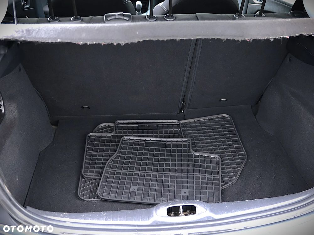 Peugeot 208 1.2 PureTech Active - 28