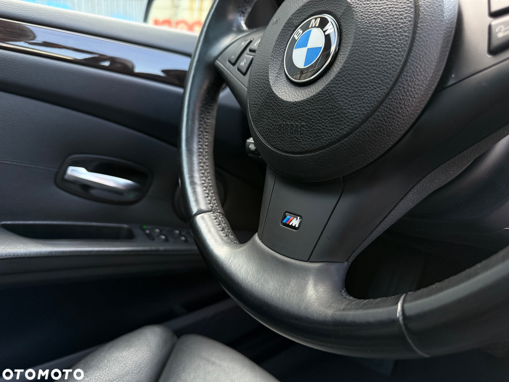 BMW Seria 5 530d xDrive Touring - 40