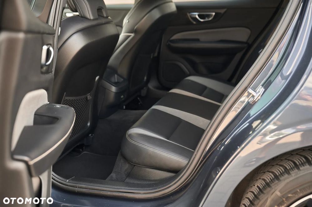 Volvo S60 T4 Geartronic RDesign - 31