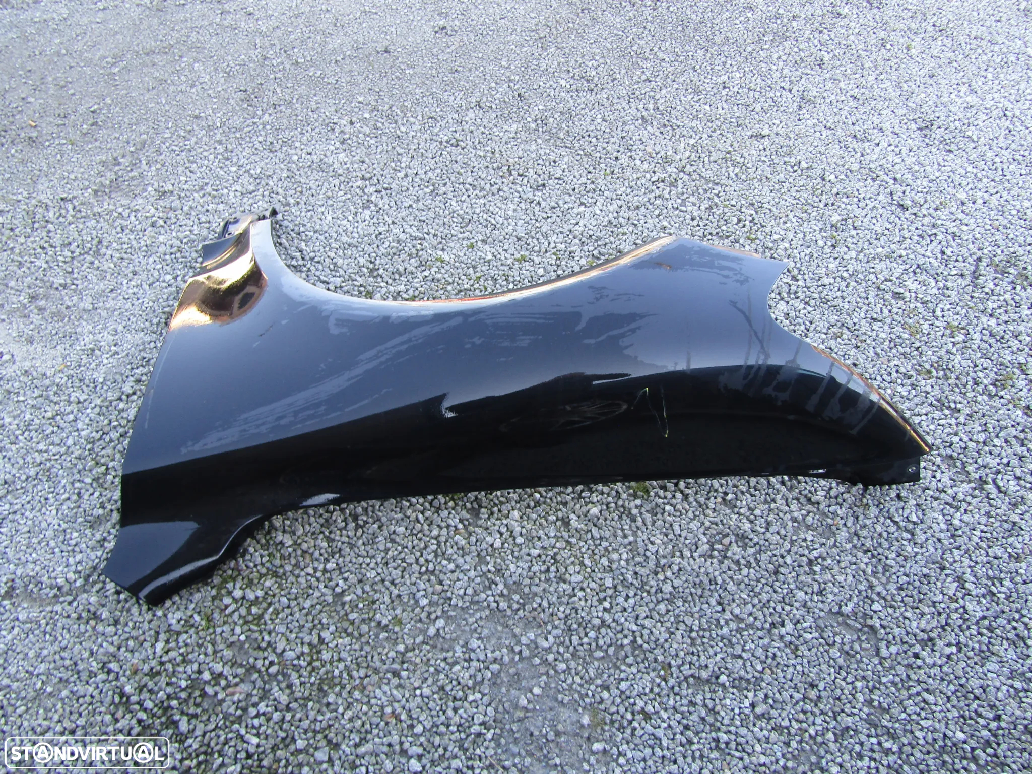 Guarda lamas VW TUAREG ano 2005 original em bom estado - 3