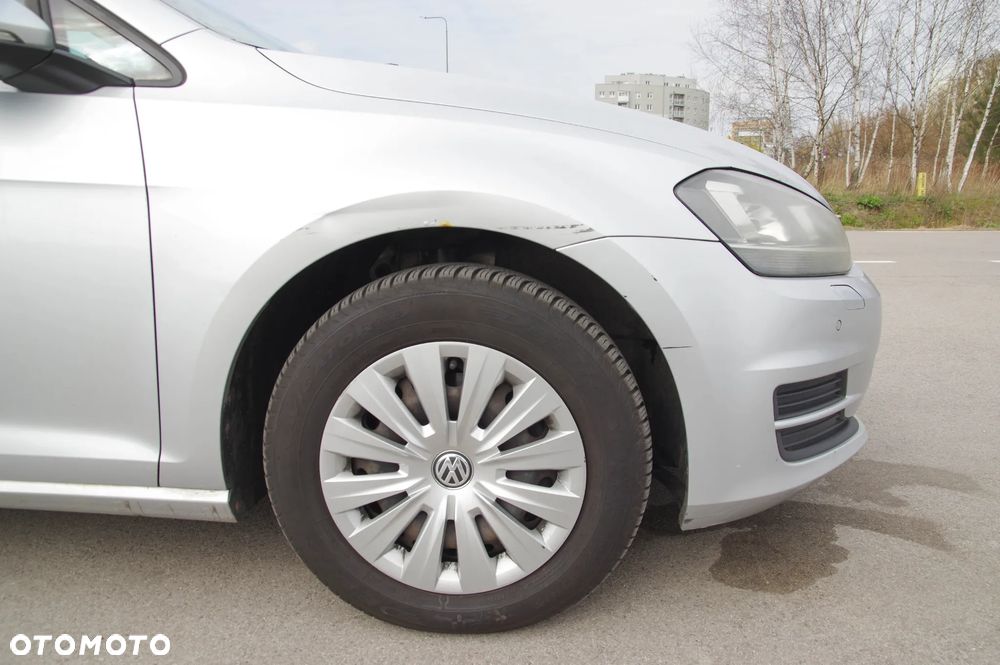 Volkswagen Golf - 11