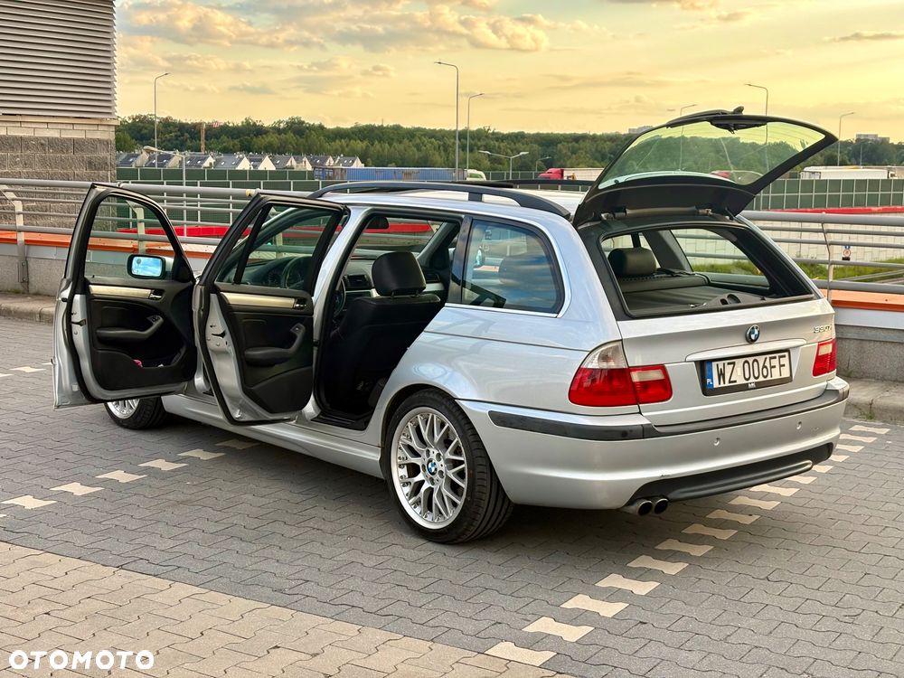 BMW Seria 3 330xi - 13