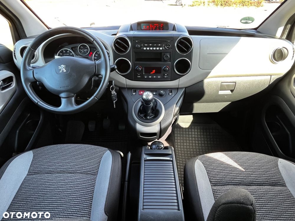 Peugeot Partner HDi FAP 115 Style - 24