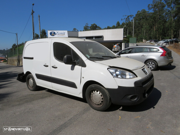 PEUGEOT PARTNER 1.6 HDi (75Cv) de 2010 - Peças Usadas (7908)