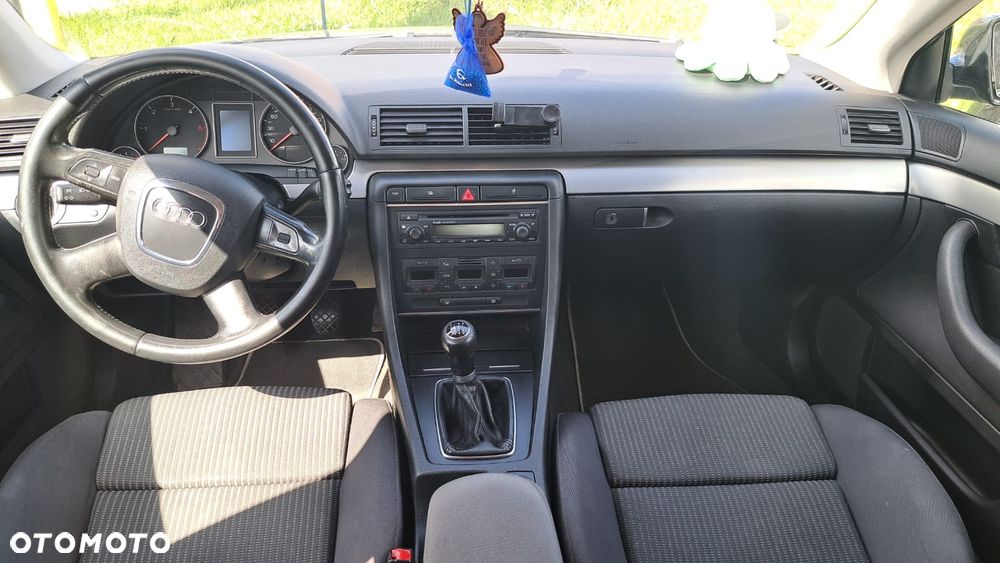 Audi A4 - 8