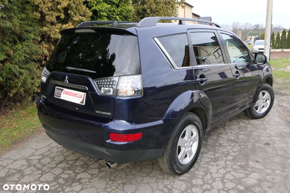 Mitsubishi Outlander 2.0 Intense 2WD - 9