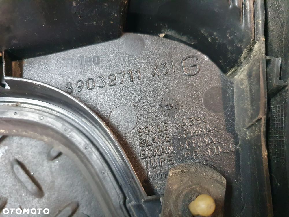 LAMPA LEWY TYŁ W KLAPIE CITROEN C5 II  89032711 EUROPA - 6