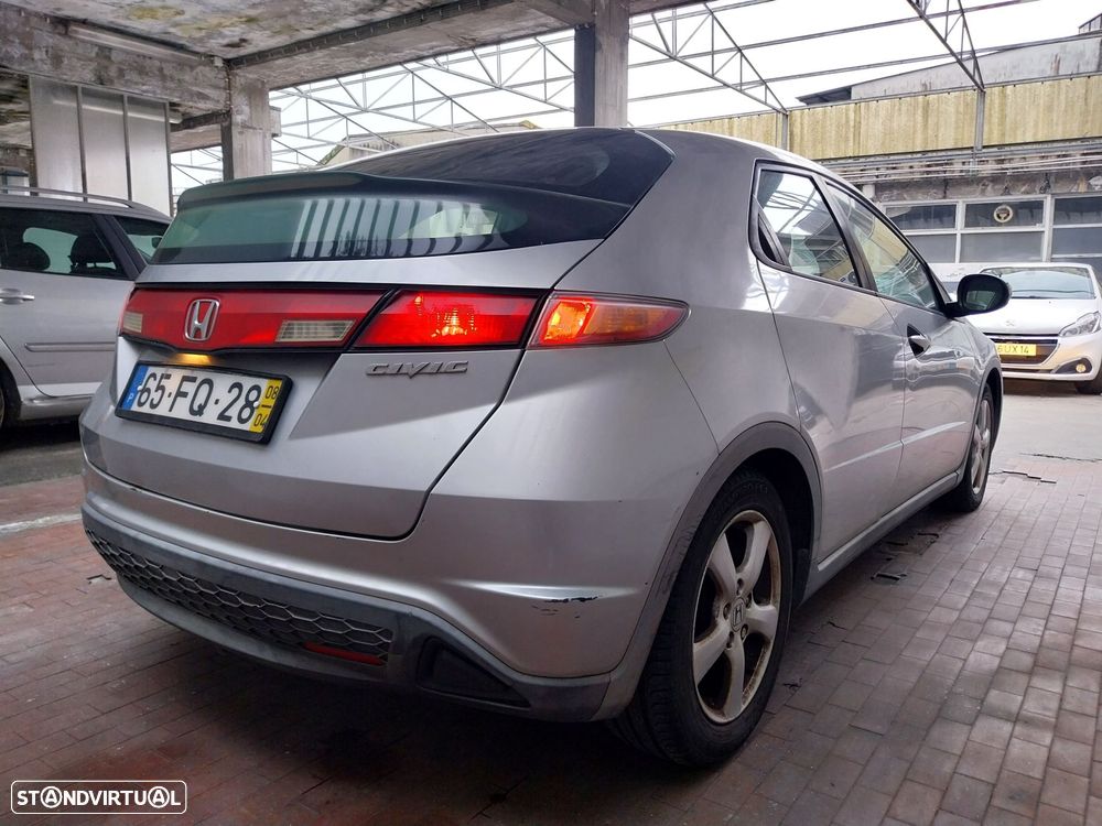 Honda Civic 1.4 Comfort - 10